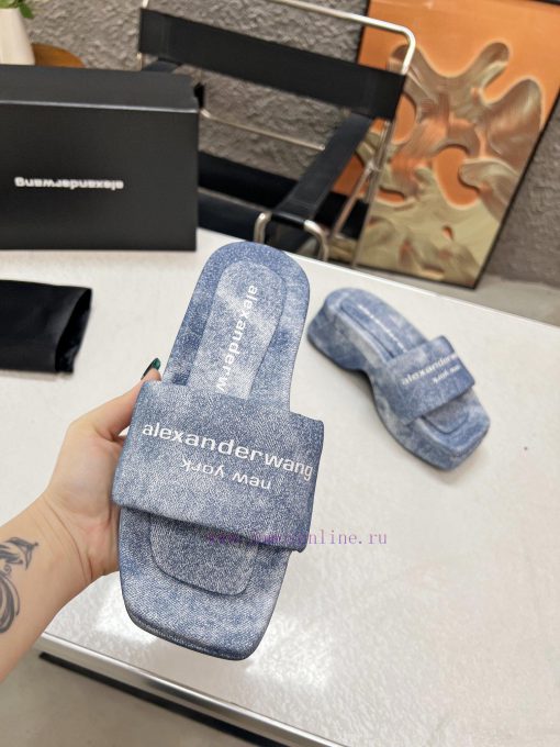 Alexander King 24's new thick soled slippers are a pair of shoes full of street feel, with tnqxwnxws - Image 9
