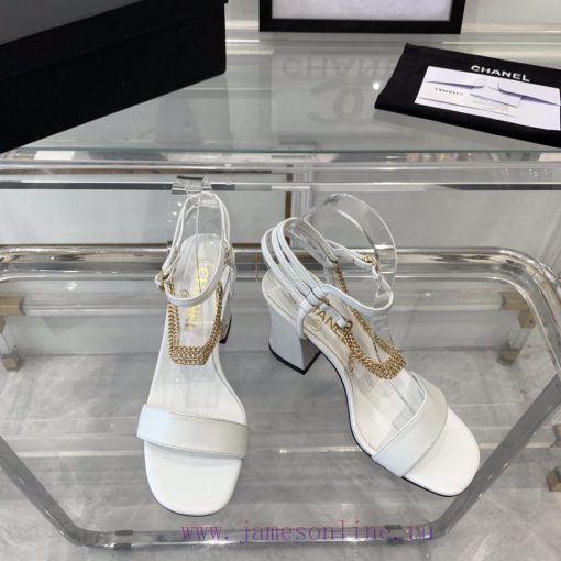Chanel's new spring and summer sandals continue Chanel's classic style, elegant, slow, and ltmi6kxif - Image 3