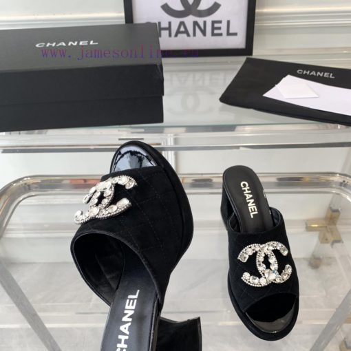 Chanel's new spring and summer sandals continue Chanel's classic style, elegant, slow and lu62fgo5bn - Image 7