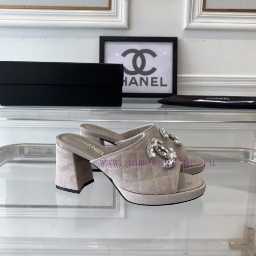 Chanel's new spring and summer sandals continue Chanel's classic style, elegant, slow and lu56ahgfug - Image 4