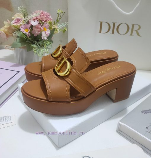 Leather sole 300, rubber sole Dior 2024 early spring new women's shoes CD letter metal logo 58mpe7d2