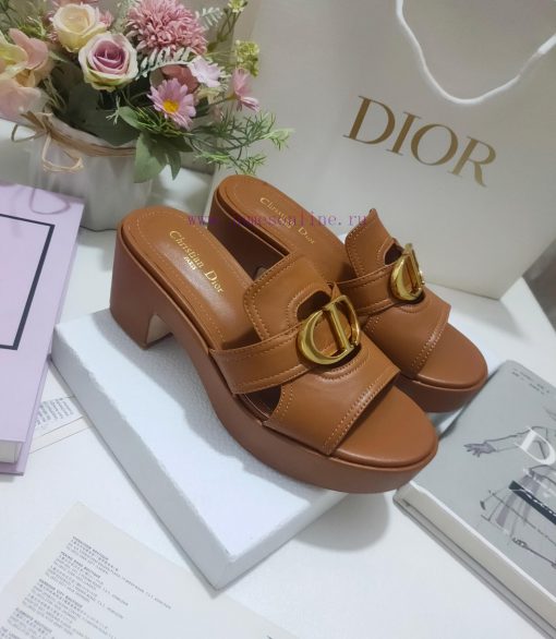 Leather sole 300, rubber sole Dior 2024 early spring new women's shoes CD letter metal logo 58mpe7d2 - Image 3