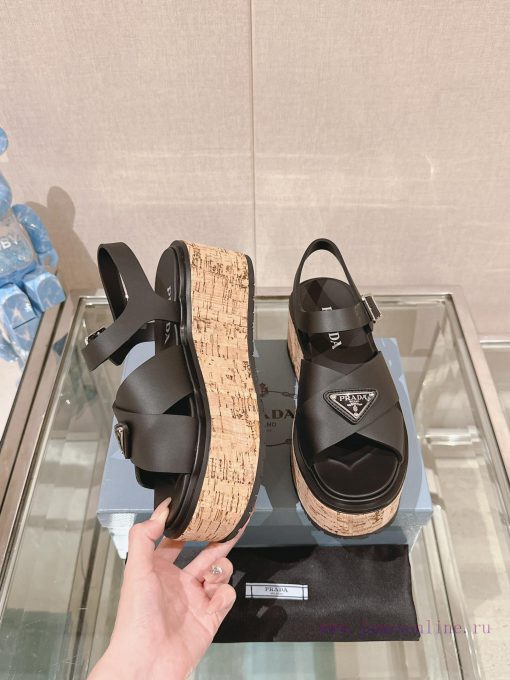 -24Fw Spring/Summer New Prada Wood Grain Thick Bottom Cross Rubber SandalsThis rubber sandalvladmoer - Image 4
