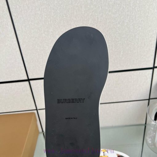 Male size 10Burberry's new slippers are manufactured using complex processes. The absolutelyctjt2fuj - Image 9