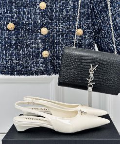 PRADA/PRADA Classic Spring/SummerTriangle logo sandals single shoe seriesThe simple design ikezzdfr2