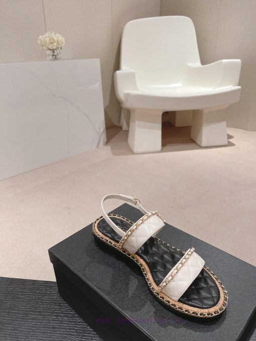Purchasing grade𝗖𝗛 * 𝗔𝗡𝗟 | | 𝟐𝟎𝟐𝟒 Lazy person dragging 🩴 Chain shoesTop tier high-end qualitq34qjy8r - Image 6