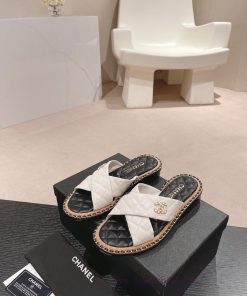 Purchasing grade𝗖𝗛 * 𝗔𝗡𝗟 | | 𝟐𝟎𝟐𝟒 Lazy person dragging 🩴 Chain shoesTop tier high-end qualitxm1aib4p
