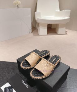 Purchasing grade𝗖𝗛 * 𝗔𝗡𝗟 | | 𝟐𝟎𝟐𝟒 Lazy person dragging 🩴 Chain shoesTop tier high-end qualitsqsxev6m