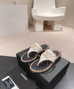 Purchasing grade𝗖𝗛 * 𝗔𝗡𝗟 | | 𝟐𝟎𝟐𝟒 Lazy person dragging 🩴 Chain shoesTop tier high-end qualit6hq9oioj