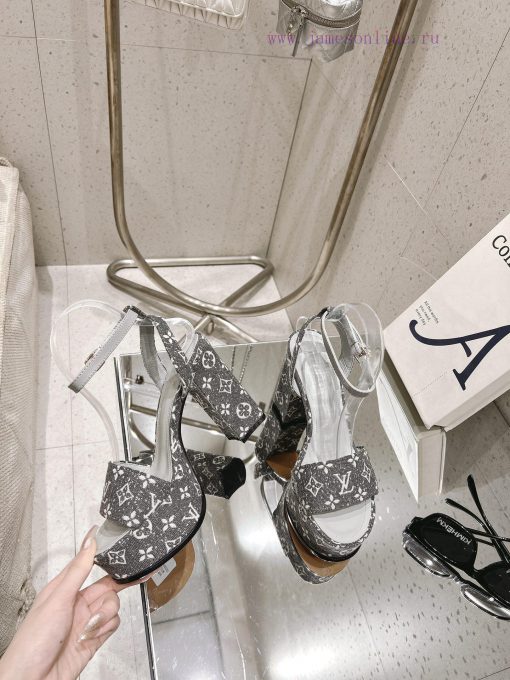LV Water Platform Coarse Heel Sandals with Super Quality and Explosive Denim Design Originala24qsqv7 - Image 4