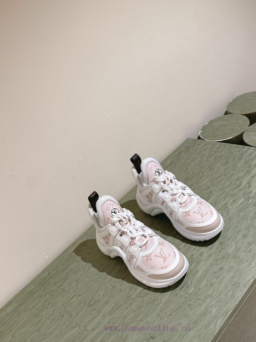 | ²⁰²4 𝐬𝐬  🤍🤎The new color series of LV synchronized dad shoes showcases youthful vitalitykoy1r2c0 - Image 8