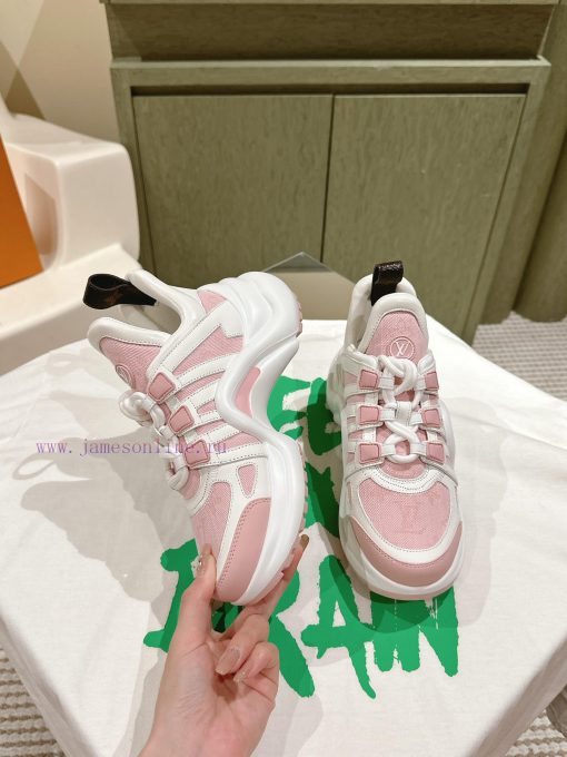 | ²⁰²4 𝐬𝐬  🤍🤎The new color series of LV synchronized dad shoes showcases youthful vitalitytpfb2bls - Image 4