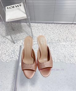 LV Louis Vuitton high-heeled slippersCute and very age reducing, not afraid of showing shortmmzeu4i4