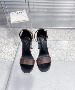 LV Louis Vuitton crystal diamond high-heeled sandalsCute and very age reducing, not afraid ogw7gjpb2