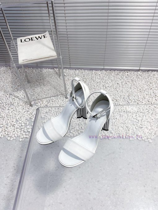 LV Louis Vuitton crystal diamond high-heeled sandalsCute and very age reducing, not afraid ojgostrrr - Image 3