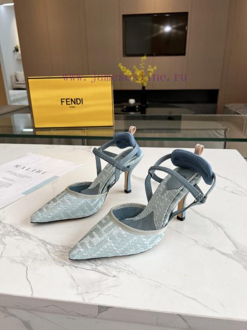 Sizes 35-40 (41 42 customized)Follow height 5.5 8.5tfrjs46m