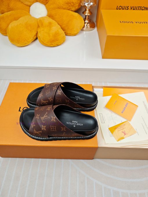 L. V | Luweideng 24 𝐬𝐬🧡 2024 Early Spring New Top Model ️Featuring classic slippers and hard6s8xvvlc - Image 8