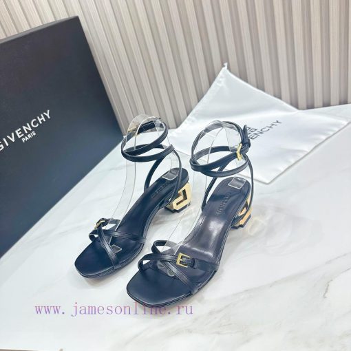 2024 SSS launches GIVENCHY spring/summer collection - the brand's iconic retro elegance cont8wp7ygks - Image 3