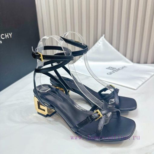 2024 SSS launches GIVENCHY spring/summer collection - the brand's iconic retro elegance cont8wp7ygks - Image 7