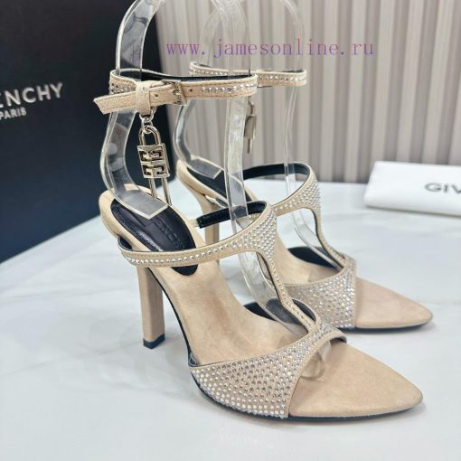 2024 SSS launches GIVENCHY spring/summer collection - the brand's iconic retro elegance conth0yzppe6 - Image 5