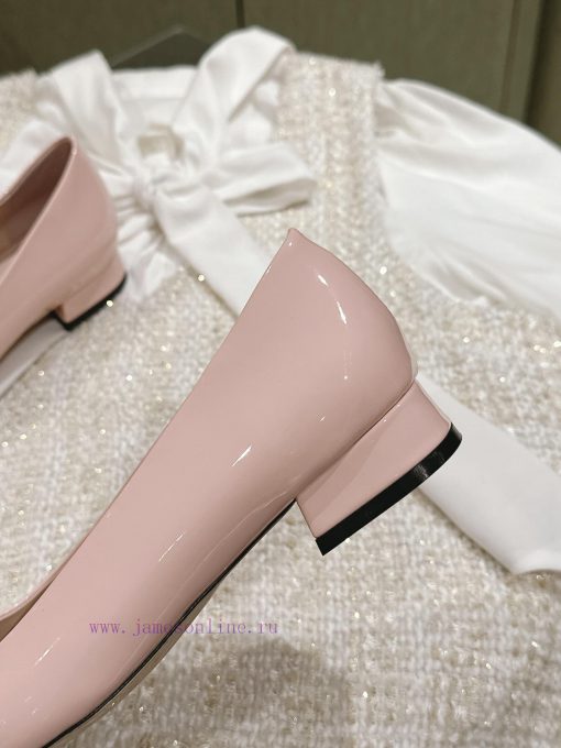 | ²⁰²4 𝐬𝐬  🤍🤎Ferragam"Ferragamo Spring/Summer Collection's new product features a square b10vkvikx - Image 7
