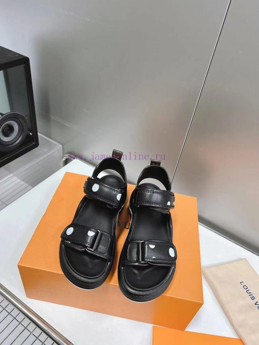 Top tierLouis Vuitton Lv ARCHLIGHT 2024 Spring/Summer Sandals, I love them. They look tallerifpar5ad