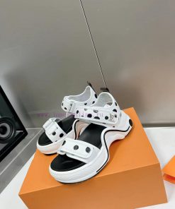 Top tierLouis Vuitton Lv ARCHLIGHT 2024 Spring/Summer Sandals, I love them. They look taller0u6ms3pt