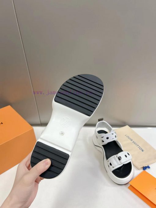 Top tierLouis Vuitton Lv ARCHLIGHT 2024 Spring/Summer Sandals, I love them. They look taller0u6ms3pt - Image 5