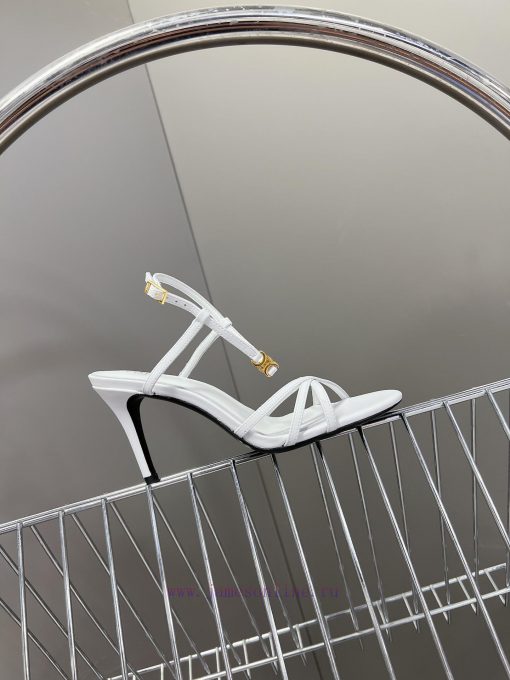 Celine's spring and summer Arc de Triomphe fashion shoes feature a soft and exposed design wll7zxpon - Image 6