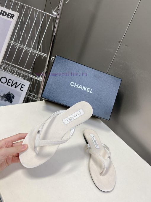 CHANEL | Chanel 24c Spring/Summer New Product Double C Flip flopsThe blockbuster has been imt3wpi5y9 - Image 5