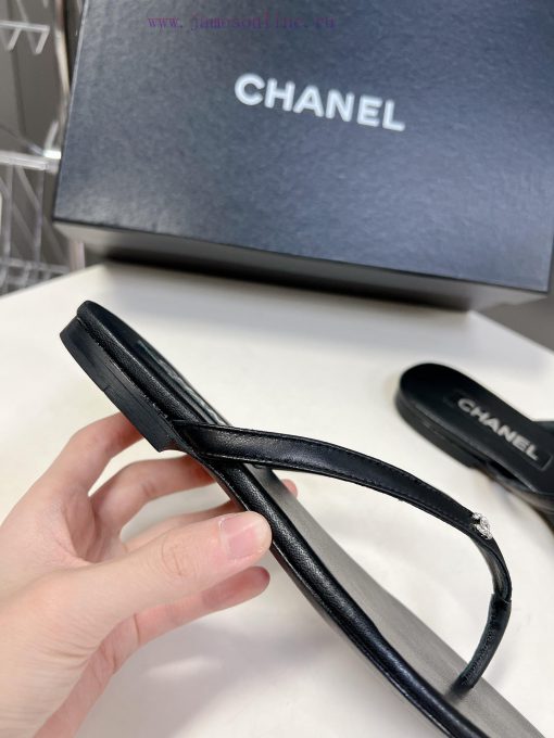 CHANEL | Chanel 24c Spring/Summer New Product Double C Flip flopsThe blockbuster has been imgdkdb09y - Image 9