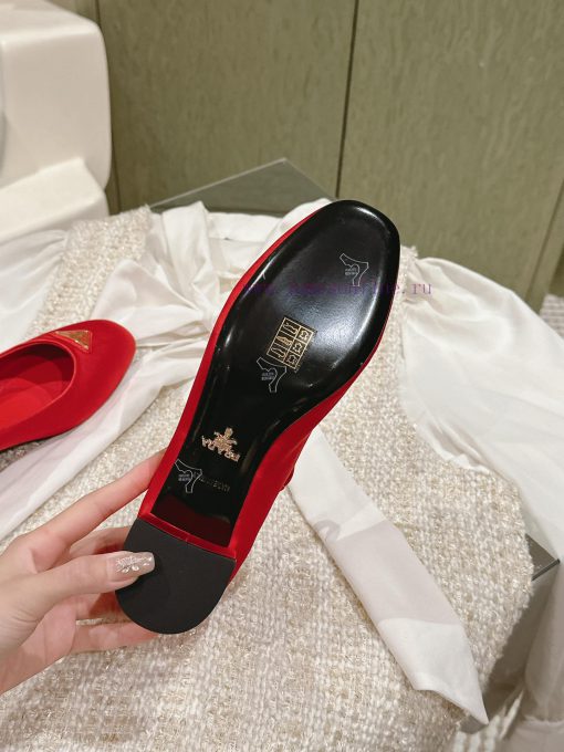 | ²⁰²4 𝐬𝐬  🤍🤎Prada's new spring and summer collection of stunning Mary Jane shoes is so surukmppb7t - Image 7