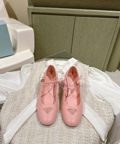 | ²⁰²4 𝐬𝐬  🤍🤎Prada's new spring and summer collection of stunning Mary Jane shoes is so surj4lbbsnc