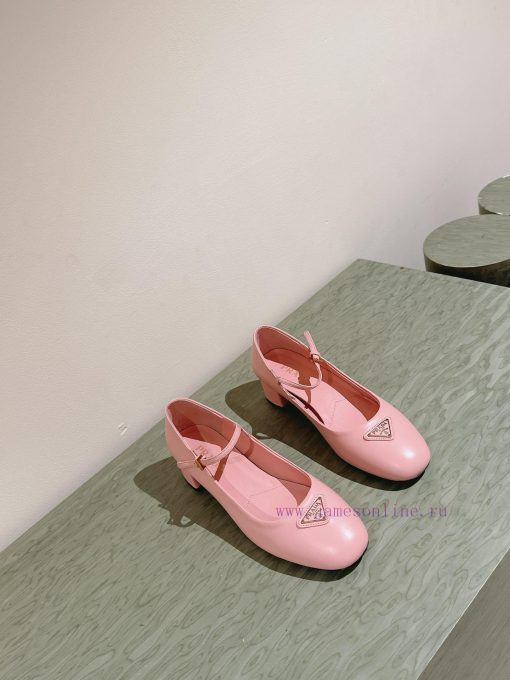 | ²⁰²4 𝐬𝐬  🤍🤎Prada's new spring and summer collection of stunning Mary Jane shoes is so surj4lbbsnc - Image 8