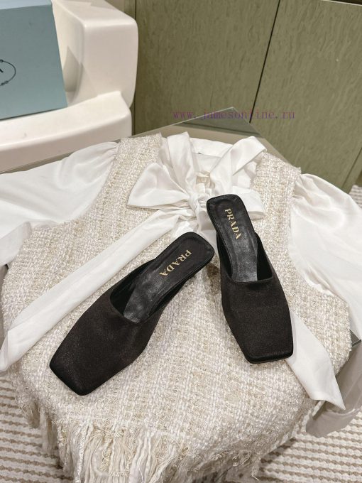 | ²⁰²4 𝐬𝐬  🤍🤎Prada's new spring and summer stunning slippers are so surprising this season.9894on7z - Image 4