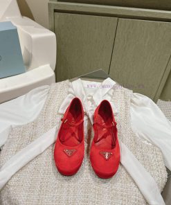 | ²⁰²4 𝐬𝐬  🤍🤎Prada's new spring and summer stunning ballet shoes are so surprising this seaxxcns86v