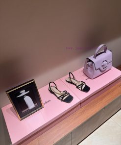 The most2024 Spring/Summer New Product Gianvito Rossi-Metal chain square toe flat sandalsGia1l2p1ip4