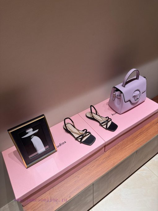 The most2024 Spring/Summer New Product Gianvito Rossi-Metal chain square toe flat sandalsGia1l2p1ip4 - Image 2