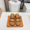 Top tierL * V Donkey 2024vs Summer Latest Wang Fried Sandals SeriesCouple belt buckle cooler37qeczyq
