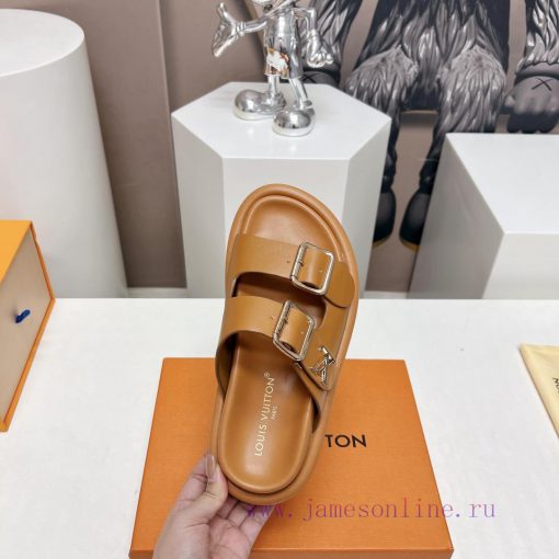 Top tierL * V Donkey 2024vs Summer Latest Wang Fried Sandals SeriesCouple belt buckle cooler37qeczyq - Image 8