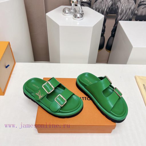 Top tierL * V Donkey 2024vs Summer Latest Wang Fried Sandals SeriesCouple belt buckle coolert9j8f2al - Image 3