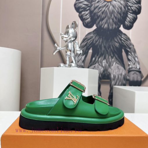 Top tierL * V Donkey 2024vs Summer Latest Wang Fried Sandals SeriesCouple belt buckle coolert9j8f2al - Image 6
