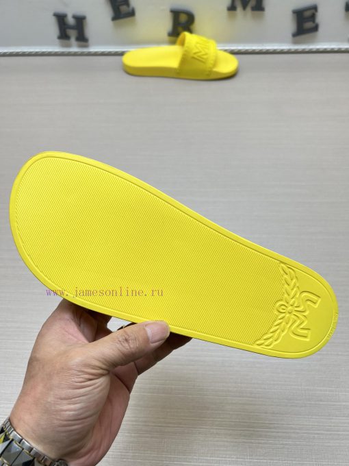 MCM's latest popular fashion slippers, with original 11 mold opening on the official websitepi78kqfl - Image 10