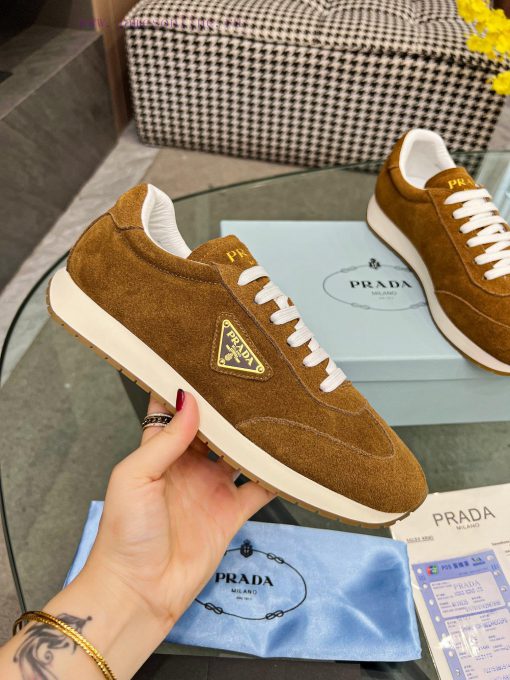 The new PRADA high top is launched simultaneously, and the new men's shoes are made of selec7hfkb4pk - Image 3