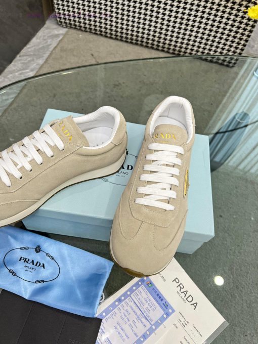 The new PRADA high top is launched simultaneously, and the new men's shoes are made of selec0l9eanel - Image 4
