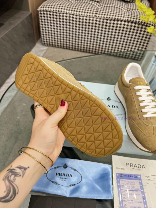 The new PRADA high top is launched simultaneously, and the new men's shoes are made of selech2jiyhm1 - Image 6