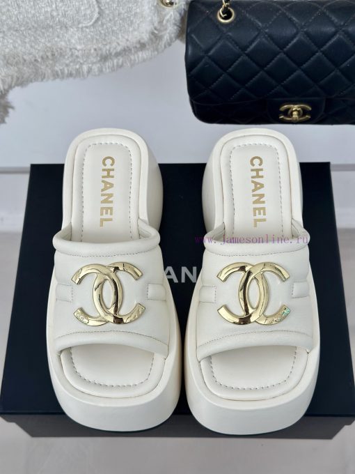 Chanel | Chanel 24P Early Spring New ProductBig pair of thick soled slippersA must-have for y4j92wqr - Image 5