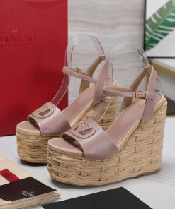 The most2024 Early Spring Fashion Show UpdateValentino Polo Hemp Bottom Slippers/Subsequent 4xtf06f5