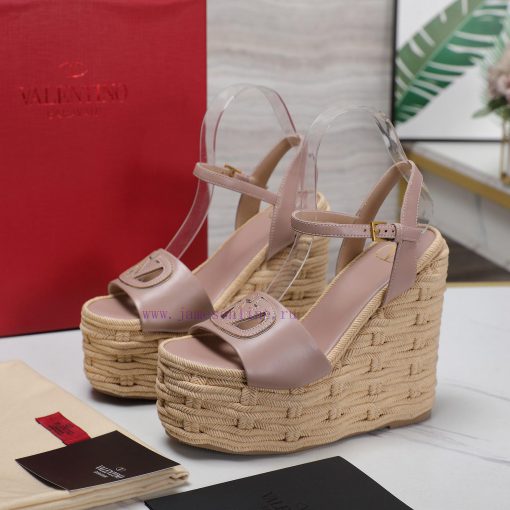 The most2024 Early Spring Fashion Show UpdateValentino Polo Hemp Bottom Slippers/Subsequent 4xtf06f5