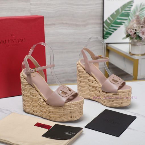 The most2024 Early Spring Fashion Show UpdateValentino Polo Hemp Bottom Slippers/Subsequent 4xtf06f5 - Image 9